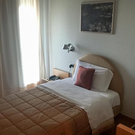 Grand Hotel Garden Barile Zimmer foto